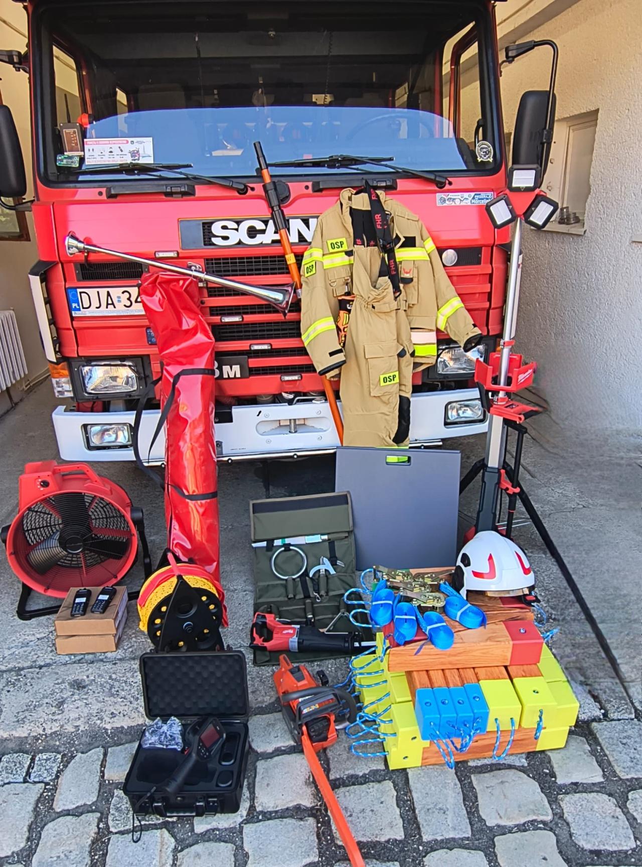 OSP w Pogwizdowie z nowym sprzętem ratowniczym