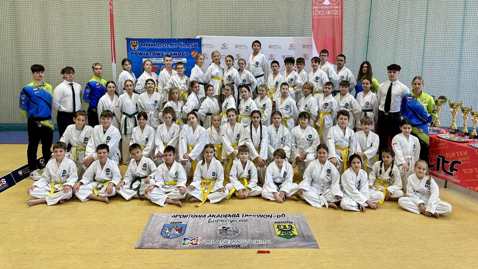 Siedem medali dla młodych taekwondzistów z regionu podczas Międzywojewódzkich Mistrzostw Młodzików