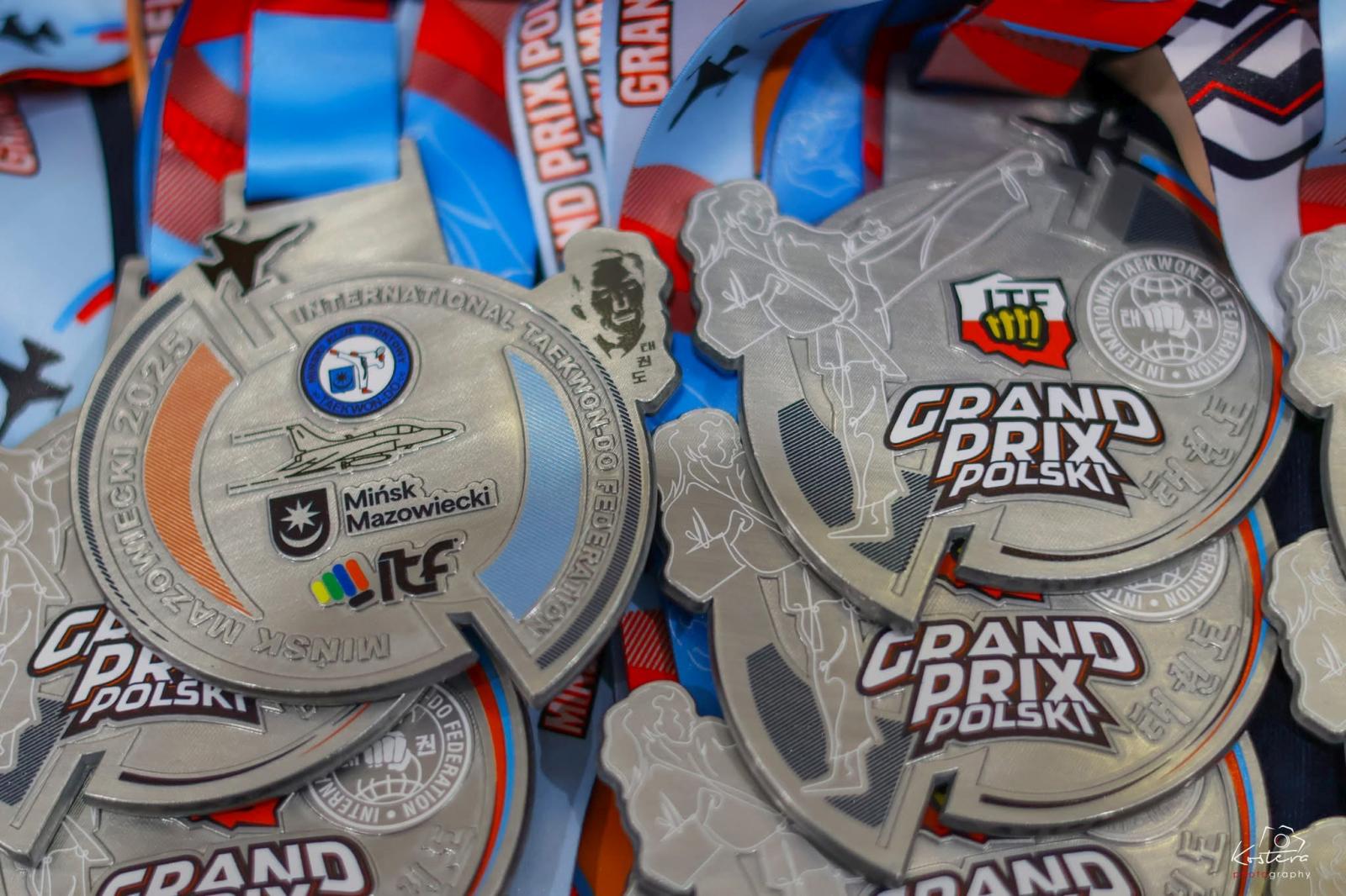 8 medali dla zawodników SAT Taekwon-do!