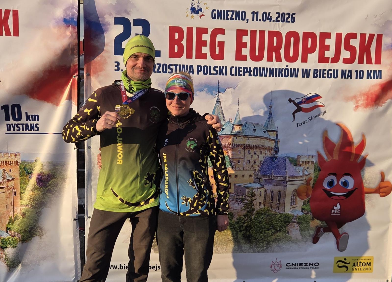 Sportowa duma Piotrowic-Osiedla: Medalowe biegi małżeństwa Jagielskich