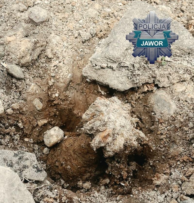 Pojechali na ryby, znaleźli pocisk moździerzowy z czasów II wojny światowej